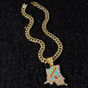 Chaîne cubaine dorée hip hop pour homme avec pendentif carte de la RD Congo pavé de diamants
