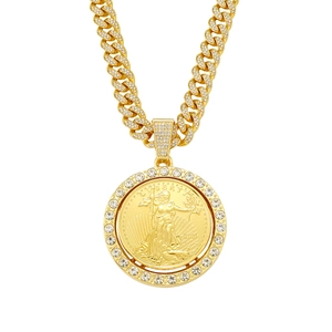 Collier Homme Hip Hop Chaîne Cubaine Iced Out Pendentif Pièce Rotative Statue de la Liberté Alliage de Zinc Strass