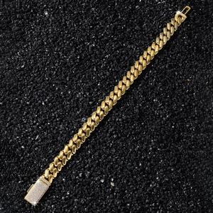Bracelet gourmette cubaine homme plaqué or avec fermoir pavé de diamants zircons