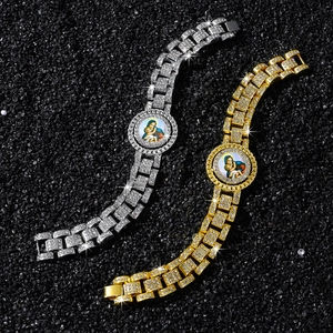 Bracelet religieux or et argent serti de strass avec médaillons d'icônes sacrées