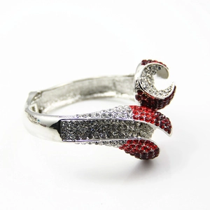 Bracelet luxueux en alliage d'argent pour femmes avec cristaux rouges et blancs