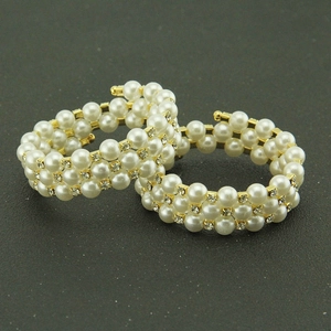 Exquisite three-row pearl multilayer stretch bracelet with sparkling crystal rhinestones