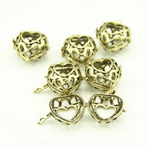 Antique bronze hollow heart locket pendants with openable clasp for DIY jewelry making