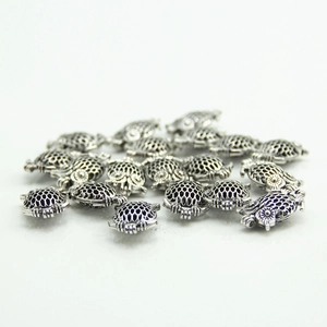 Retro hollow owl pendant oil diffuser locket charms in vintage silver finish
