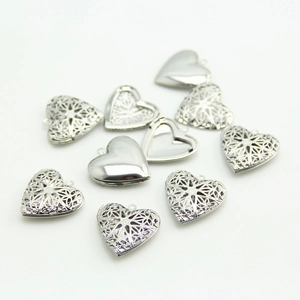 DIY Jewelry Accessory Openable Hollow Heart Locket Pendant Essential Oil Diffuser Alloy Vintage Heart Charm For Necklaces