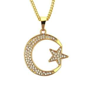 Collier Pendentif Lune Étoile Hip Hop Plaqué Or Alliage Entièrement Serti de Strass Chaîne Gourmette Bijoux Mode Homme Femme