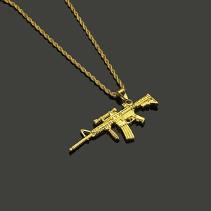 Collier hip hop avec pendentif fusil doré et chaîne torsadée pour hommes et femmes