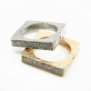 Exaggerated Alloy Square Bangle For Women Geometric Hammered Texture Rhinestone Inlaid Fashion Jewelry Silver Color Bangle