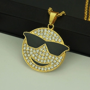Pendentif smiley hip hop doré avec strass et lunettes de soleil pour homme femme