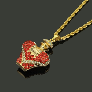 Collier flacon de parfum cœur doré avec gravure Juliet et strass scintillants