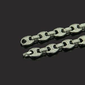 Collier maille marine argenté style hip hop serti de cristaux étincelants