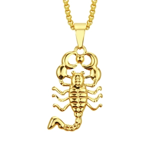 Collier hip hop pour homme avec pendentif scorpion doré et chaîne maille vénitienne