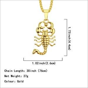 Pendentif scorpion doré poli pour homme avec chaîne box de 76 cm et détails de taille