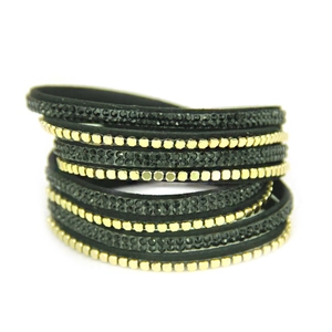 Bracelet Enroulé Multicouche en Velours Coréen Noir Style Punk pour Hommes Femmes Bijoux de Mode Rivet Hexagonal Or Strass Poignet