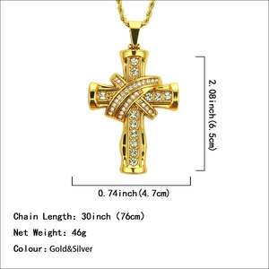 Collier hip hop pour homme avec pendentif croix dorée, pierres blanches et chaîne corde
