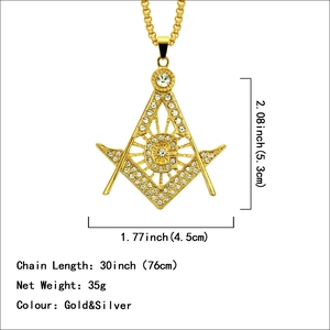 Collier hip hop Franc-maçonnerie plaqué or avec pendentif serti de diamants