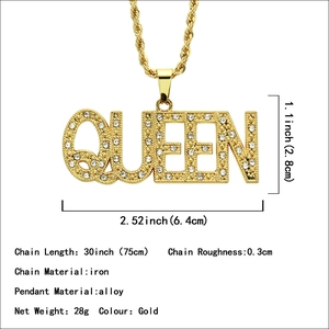 Collier hip hop avec pendentif Queen doré et strass, détails des dimensions de la chaîne
