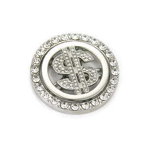 Détail d'un pendentif dollar rotatif orné de strass brillants pour accessoires DIY