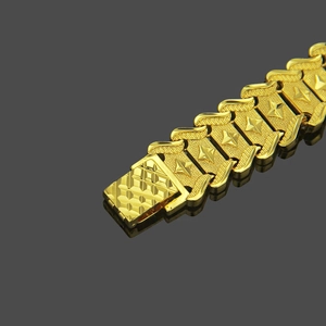 Men's 18k gold plated hip hop watch style bracelet with textured links and star pattern