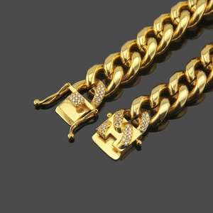 Bracelet cubain homme plaqué or 14k avec fermoir luxe en forme de H serti de diamants