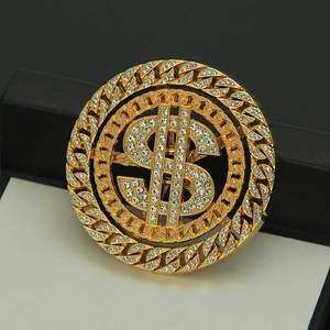 Pendentif signe dollar hip hop doré avec strass blancs et cadre de chaîne cubaine