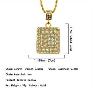 Collier hip hop doré avec pendentif numéro 10 serti et chaîne torsadée pour homme