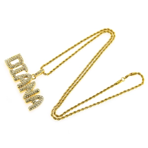 Hip-Hop-Halskette in Gold mit gedrehter Kordelkette und vereistem DIANA-Anhänger