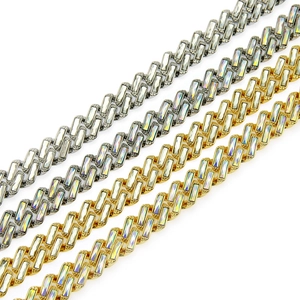 Catena cubana hip hop con pietre CZ colorate in finitura oro e argento