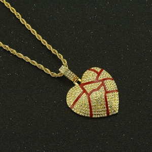 Collier hip hop doré avec pendentif cœur brisé incrusté de cristaux et émail rouge vif