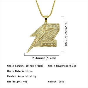 Pendentif éclair Z hip hop doré avec strass et chaîne torsadée de 75cm de long