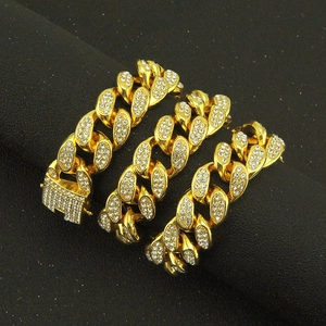 Bracelet cubain 20mm doré pour homme avec diamants pavés et fermoir boîte style dragon