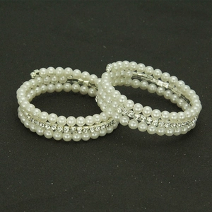 Elegant Multi Layer Spiral Artificial Pearl Bracelet With Rhinestone Alloy Base Wedding Party Bride Elastic Hand Ring Jewelry For Women