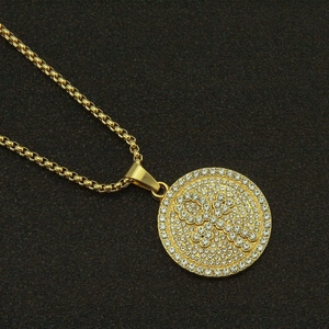 Collier avec pendentif croix ronde en or pour hommes avec cristaux de zircone brillants
