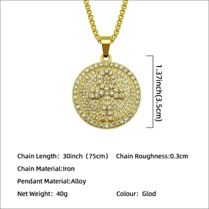 Collier hiphop doré avec pendentif croix étoilée serti de strass et chaîne de 75cm