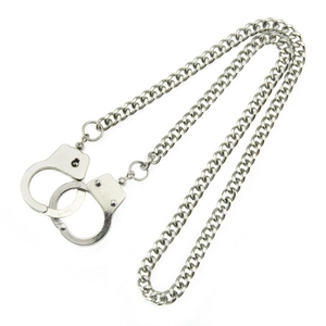 Creative silver handcuffs pendant necklace with a chunky Cuban link chain design