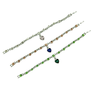 Eleganti bracciali a catena argento con strass colorati e ciondoli a cuore