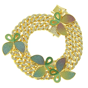 Collier Hip Hop Iced Out à Maillons Cubains en Alliage Pendentif Papillon à Paillettes Colorées Incrusté de Strass Bijoux de Mode pour Hommes Femmes Fête Cadeau
