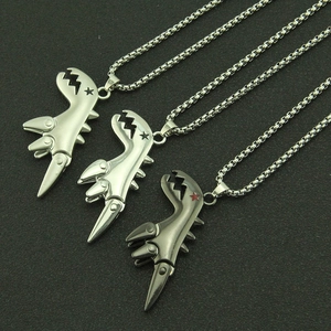 Pendentifs griffes de dinosaure style mécanique en argent brillant, mat et gris fusil