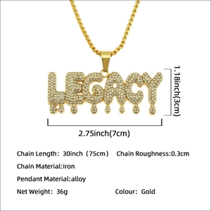 Collier hip hop doré lettre LEGACY avec pendentif en strass et dimensions du produit