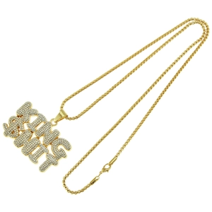 Collana hip-hop dorata con ciondolo a lettere KING SHIT ricoperto di cristalli brillanti