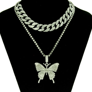 Ensemble de colliers Cuban link argentés avec grand pendentif papillon en strass