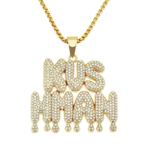 Collier avec Pendentif Lettre KUSHMAN en Alliage de Strass Couleur Or Hip Hop pour Hommes Femmes Bijoux de Fête de Rue