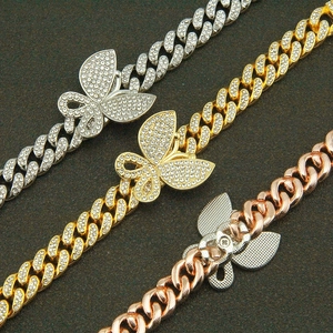 Iced Out Gliederkettenarmbänder in Gold, Silber und Roségold mit Schmetterlingsschließe