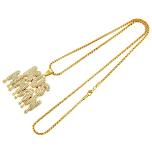 Collier hip hop doré avec pendentif MUS MAN pavé de zircons et effet goutte d'eau