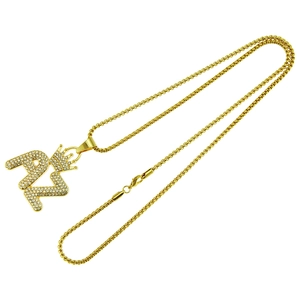 Collier hip hop avec pendentif couronne lettre RZ doré et cristaux brillants