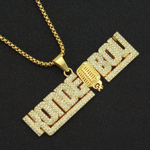 Collana hip hop con ciondolo microfono HU$TLEBULL dorato e zirconi luccicanti
