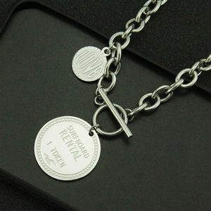 Collier chaîne en acier titane style Harajuku avec pendentif mouette et fermoir T