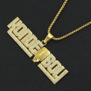 Collana hip-hop dorata con ciondolo microfono Kodak Black tempestato di strass lucidi