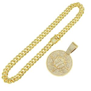 Pendentif cercle numéro 7 doré avec strass sur une chaîne à maillons cubains style hip-hop