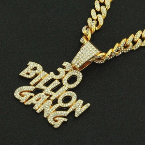 Collier hip hop avec pendentif Billion Gang et chaîne cubaine dorée strassée